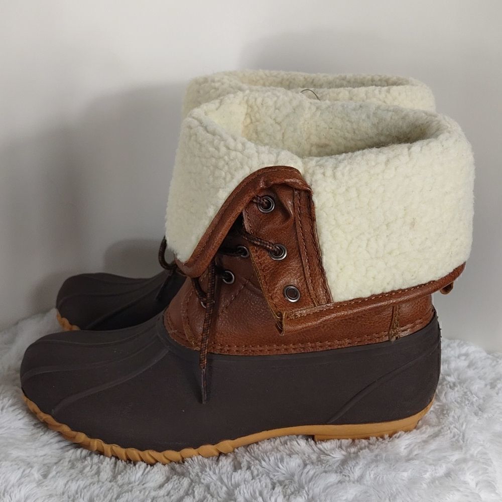 Sociology Sherpa Duck Boots  